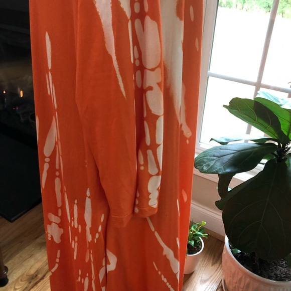 NWOT high/low dress with side pockets. Orange/white flowy 100% polyester - Picture 4 of 5